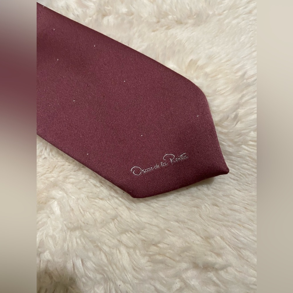 Oscar de la Renta Tie - Picture 1 of 4